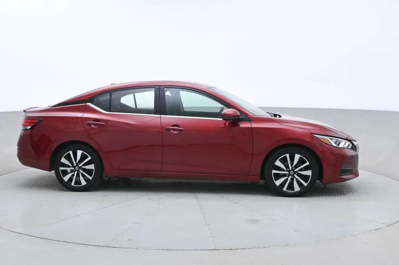 Nissan Sentra снимка Nissan Sentra