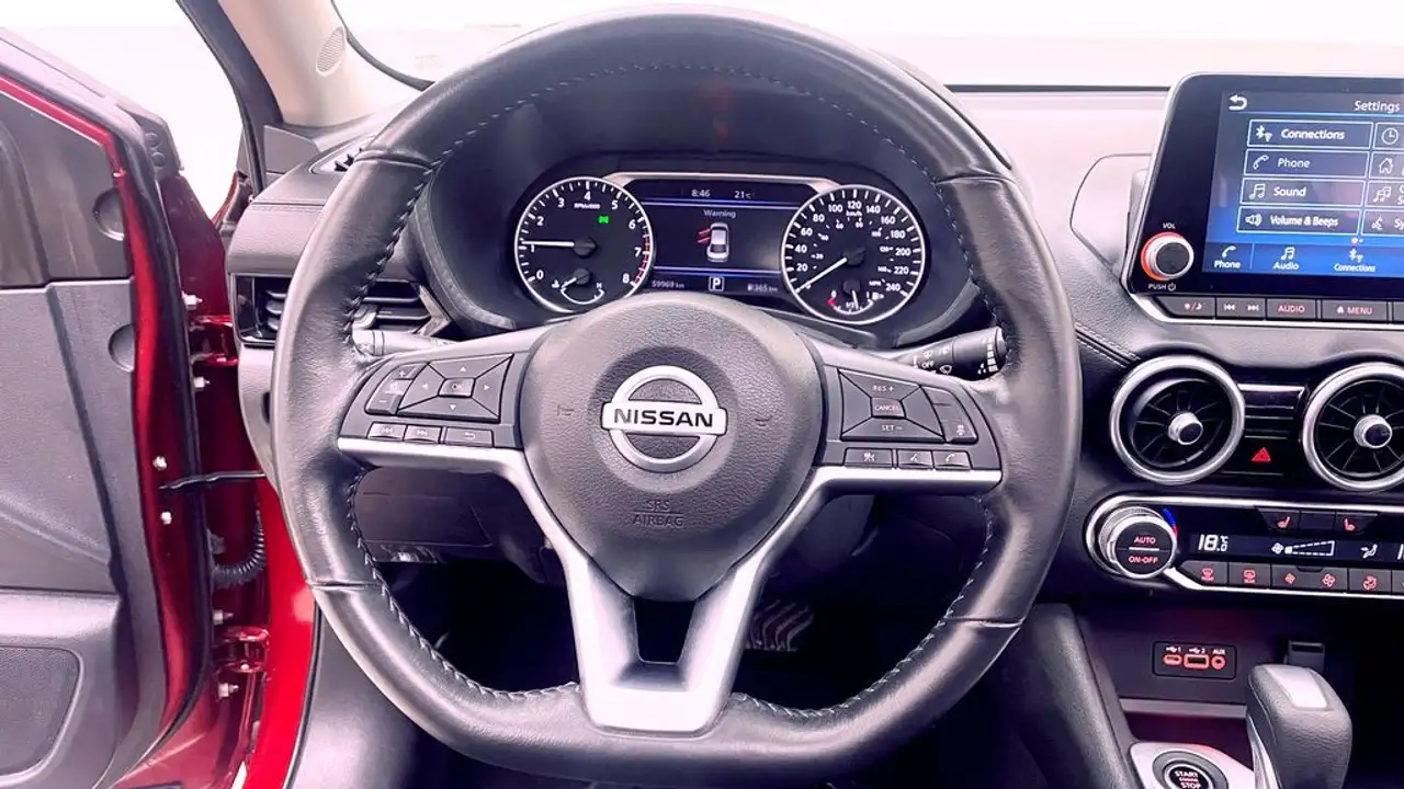 Nissan Sentra снимка Nissan Sentra