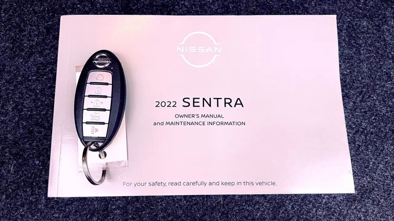 Nissan Sentra снимка Nissan Sentra