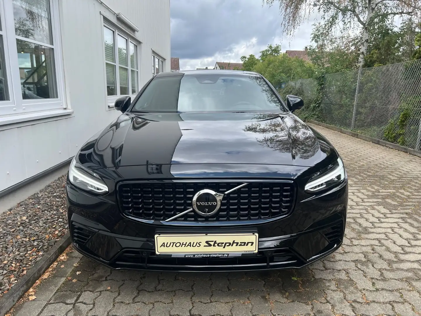 Volvo S90 Recharge T8 AWD PLUS DARK GARANTIE -50% Schwarz - 2