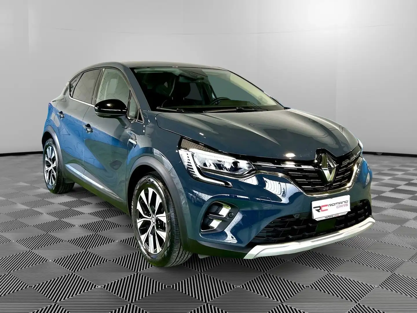 Renault Captur 1.6 E-TECH HEV 145 TECHNO AUTO Blau - 1