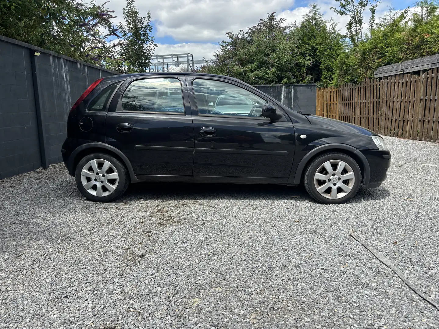 Opel Corsa 1.4i - 1