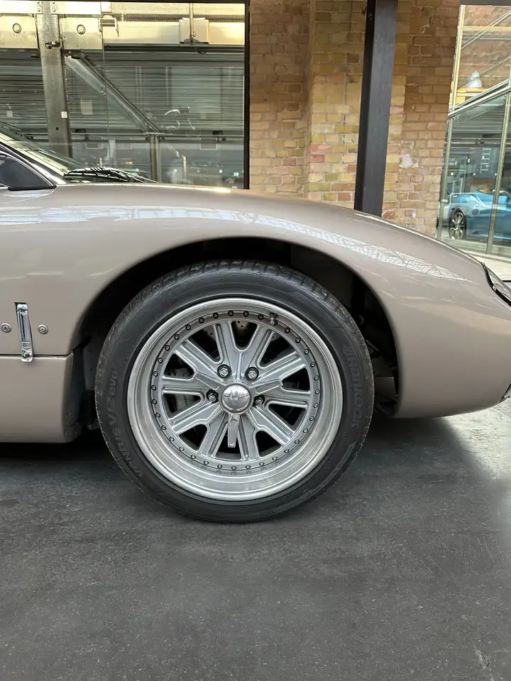 Ford GT 40 Replica, foto 9