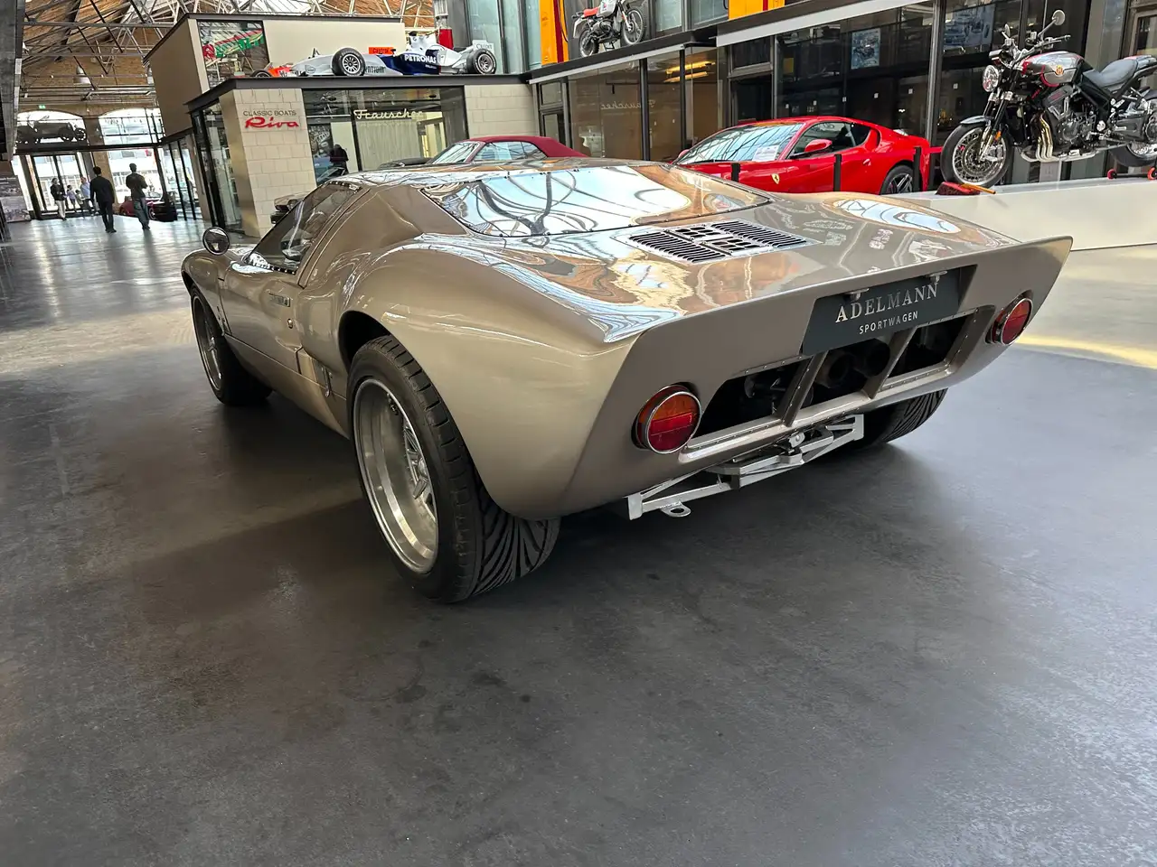 Ford GT 40 Replica, foto 4