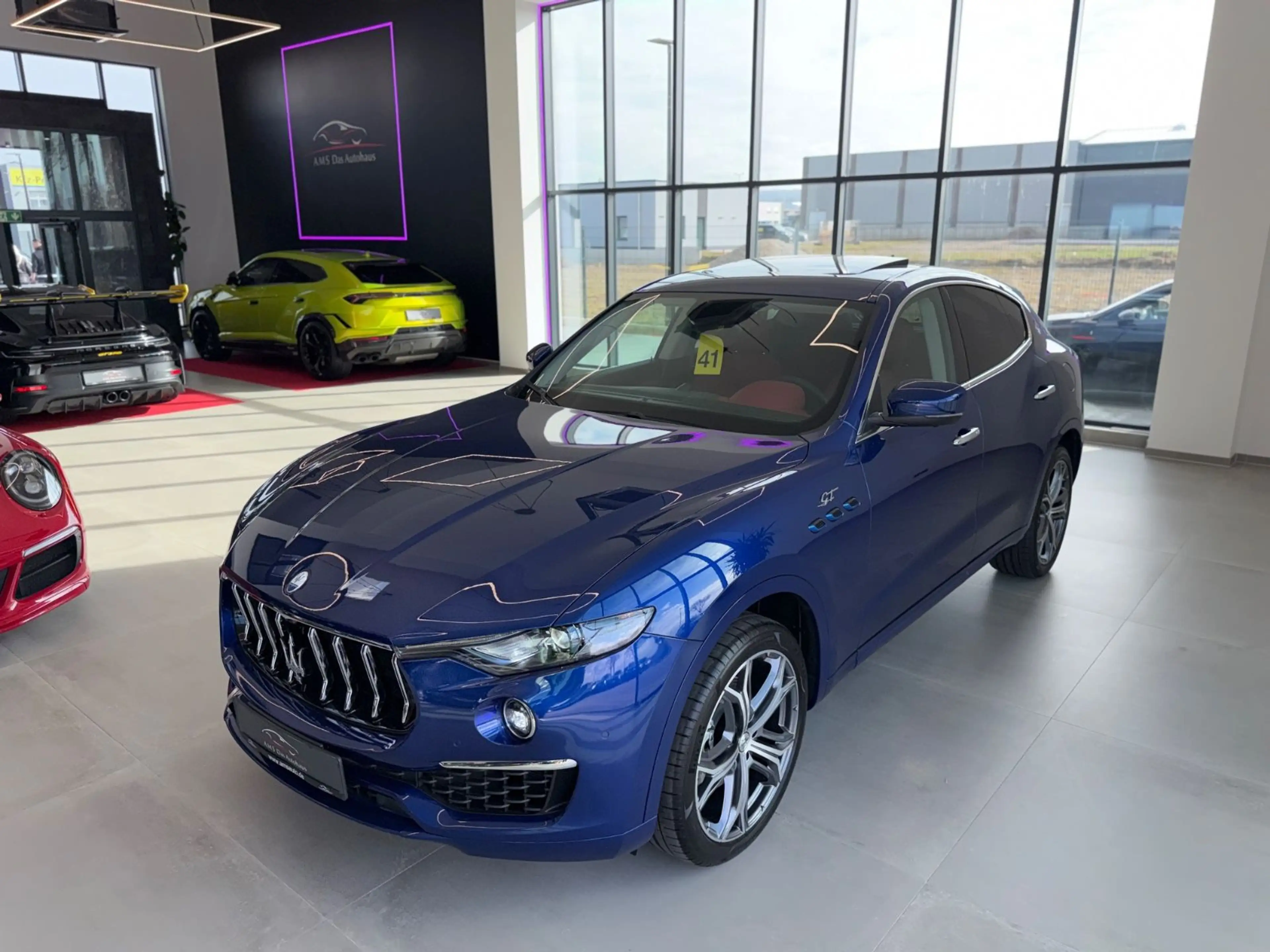 Maserati Levante GT Mild-Hybrid Soft Close Pano 21" — photo 10