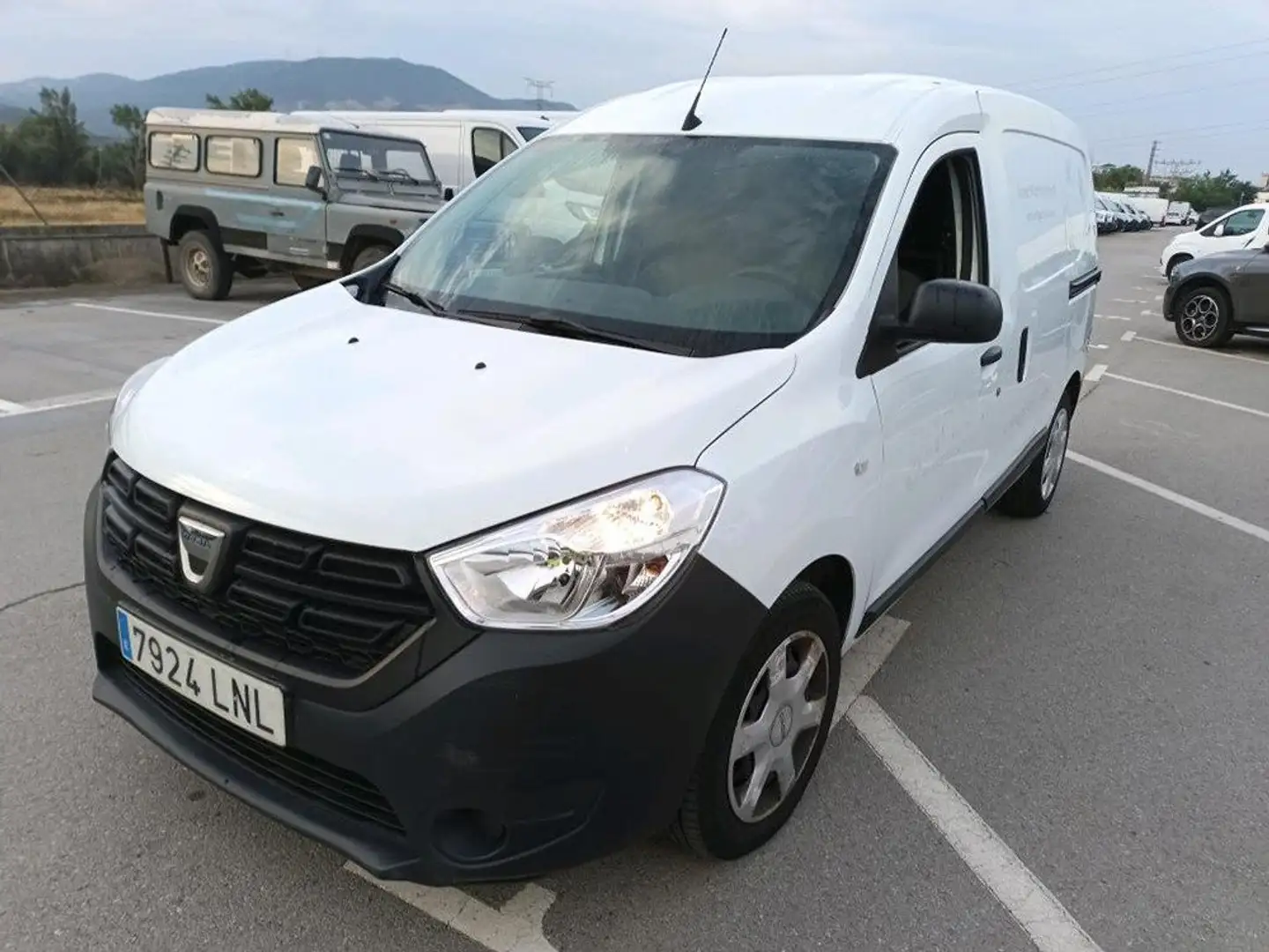 Dacia Dokker Van Essential Blue dCi 70kW (95CV) Weiß - 1