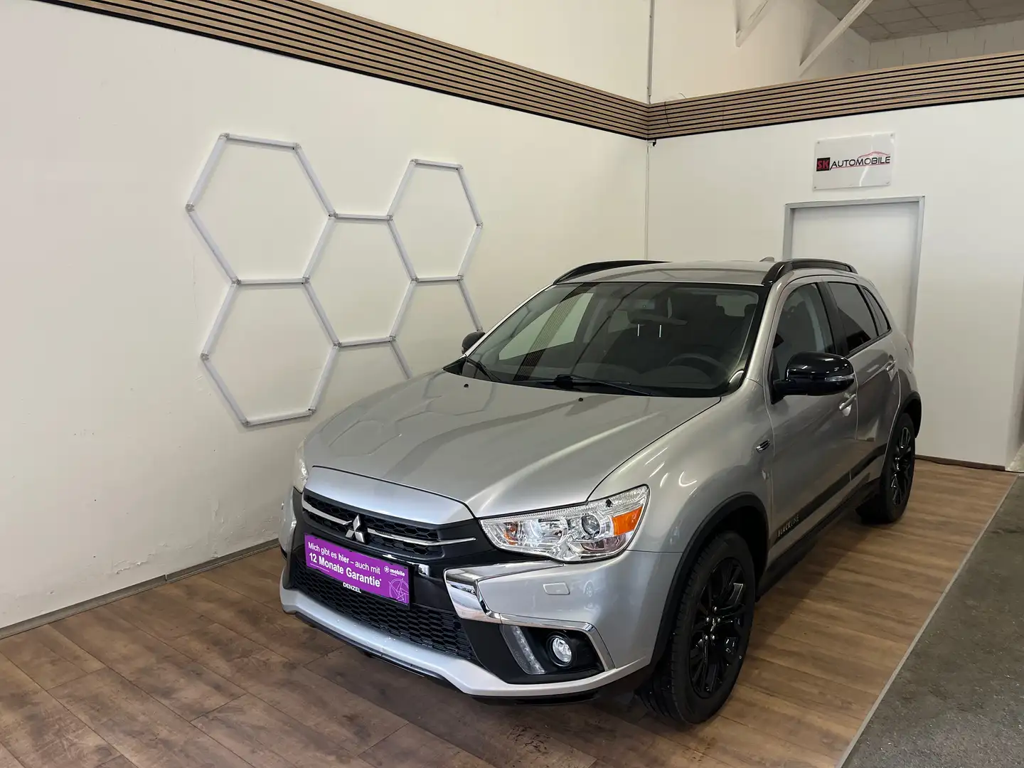 Mitsubishi ASX ASX 1,6 MIVEC Intense Blackline Intense Blackline Grau - 1