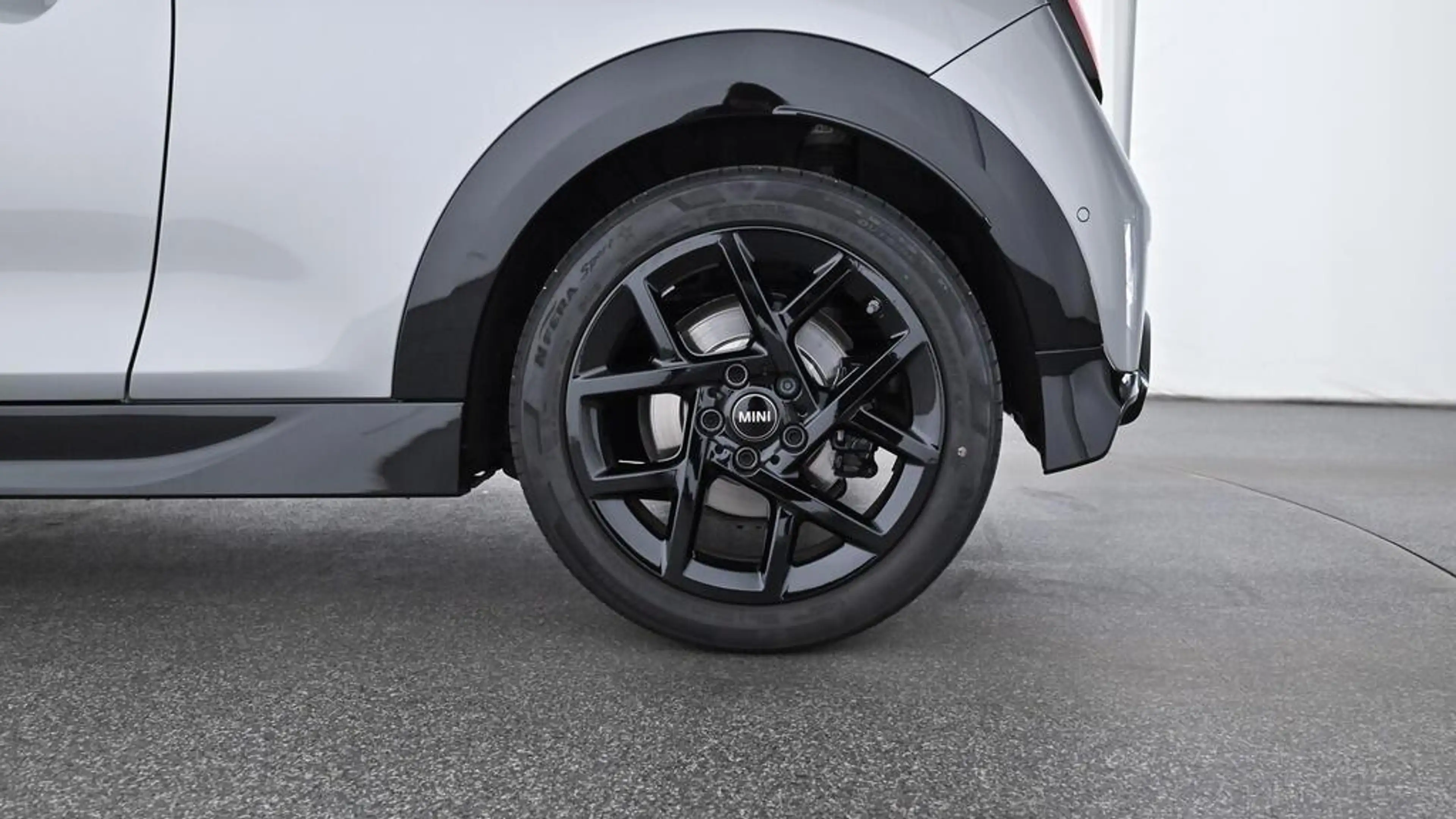 MINI Cooper C John Cooper Works Trim — photo 10