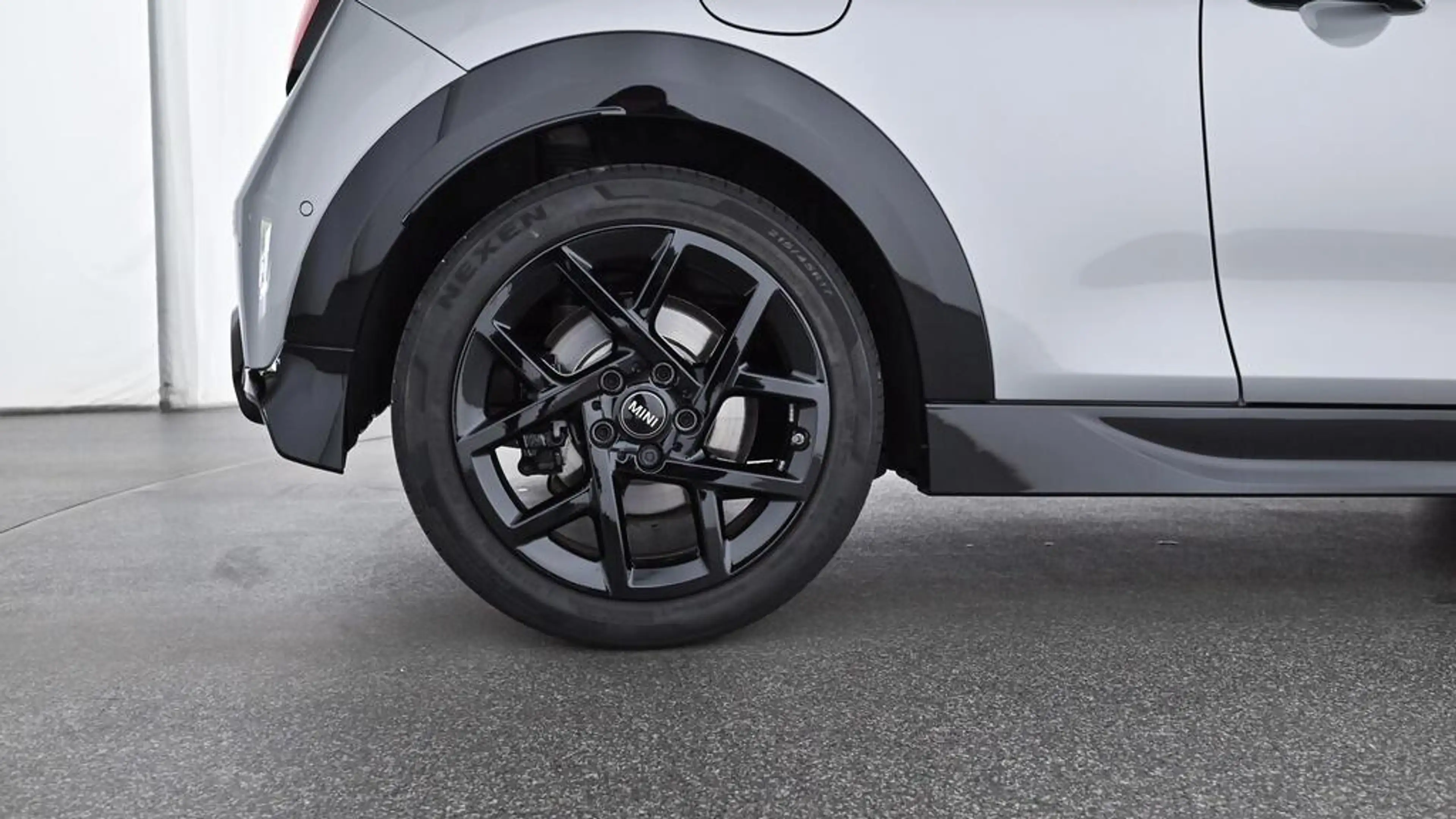 MINI Cooper C John Cooper Works Trim — photo 11