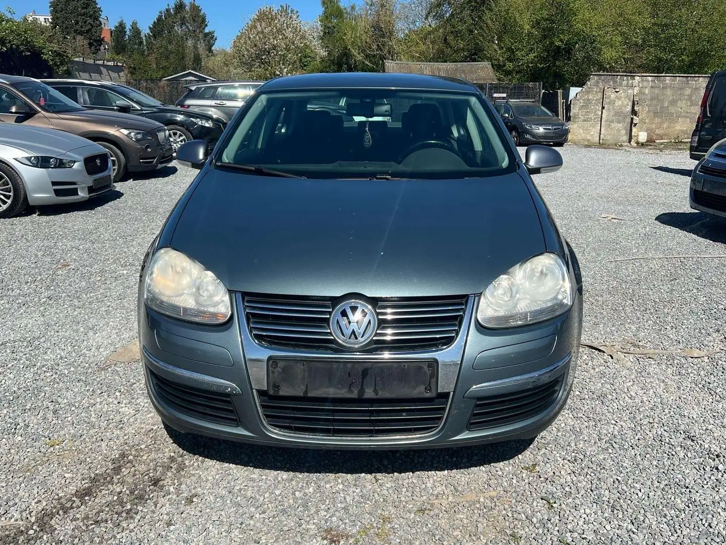 Volkswagen Jetta 1.9 TDi//2006//248.000KM Verde - 2