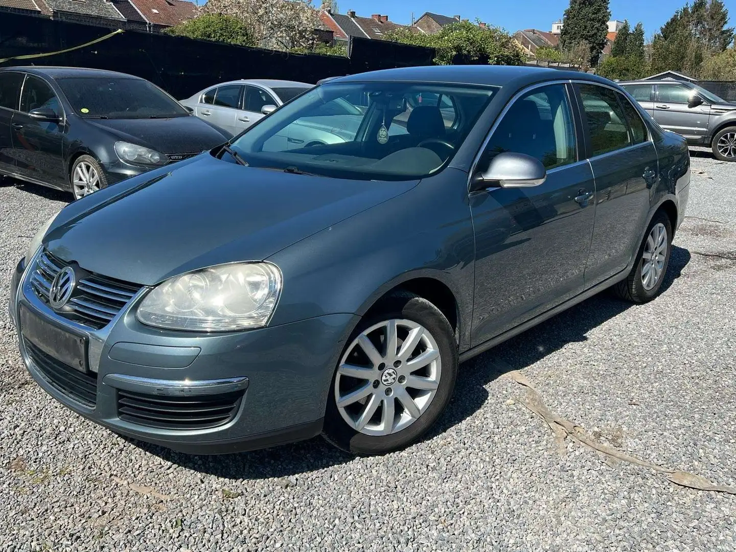 Volkswagen Jetta 1.9 TDi//2006//248.000KM Verde - 1