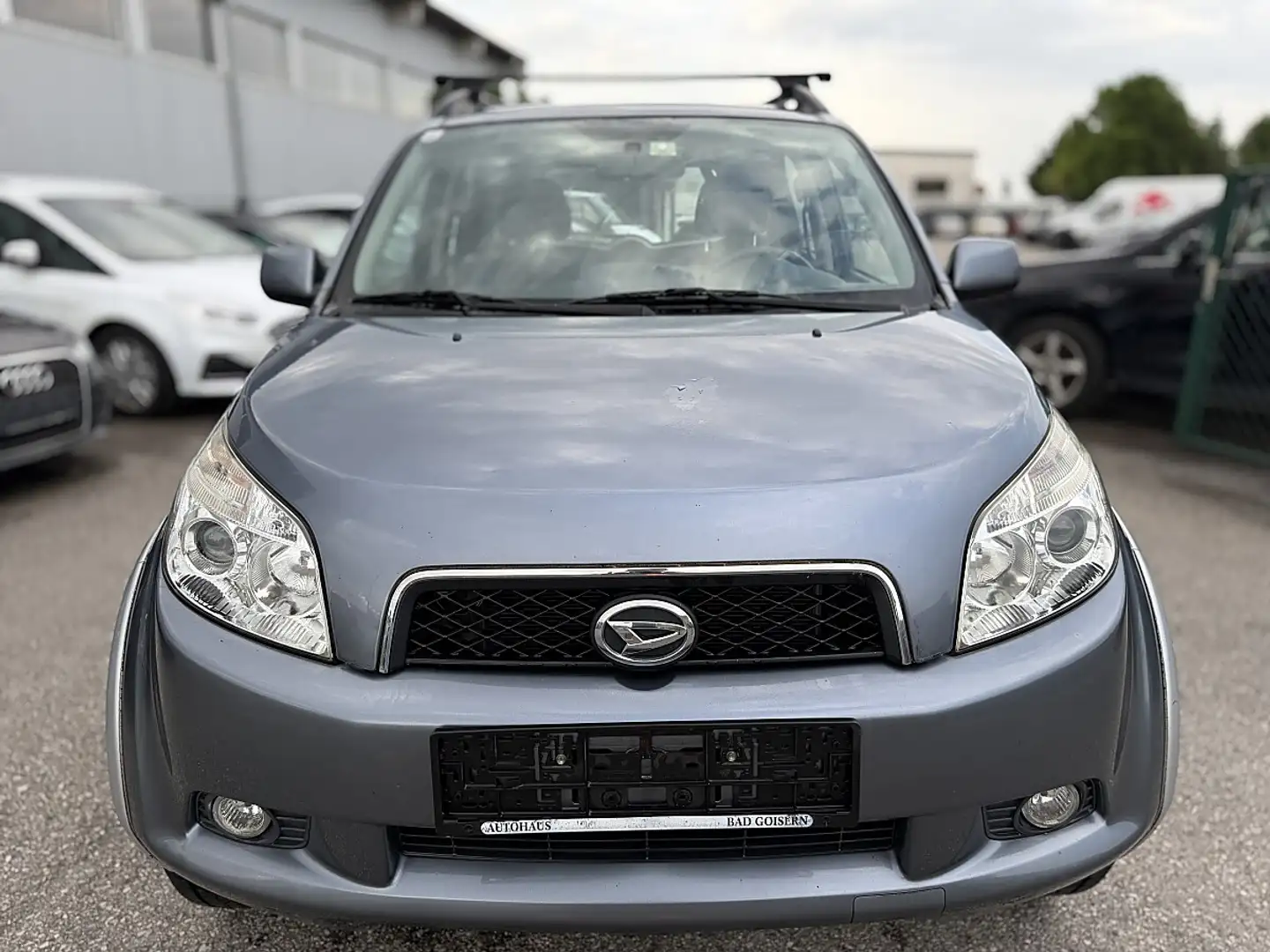 Daihatsu Terios 1,5 Top S 4WD *** Top-Zustand*** Grau - 2