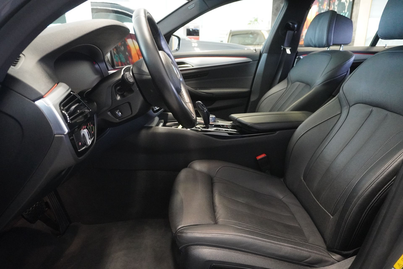 BMW 530 e xDrive Touring Aut. Leder/Virtual/Navi/LED/Pano — photo 8