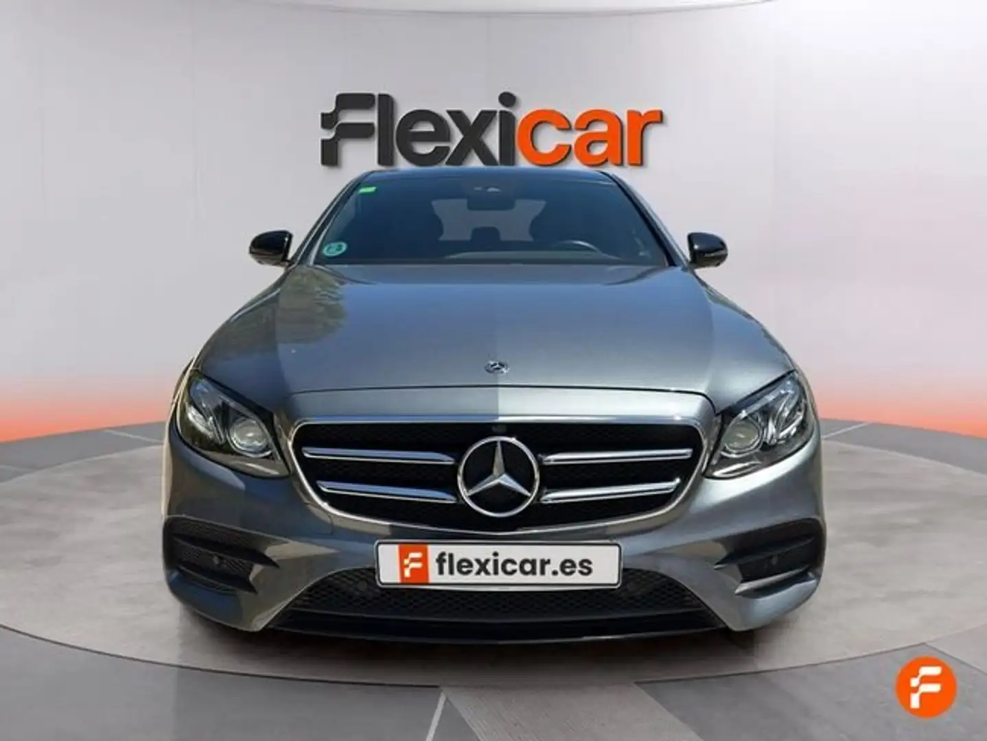 Mercedes-Benz E 200 d Gris - 2