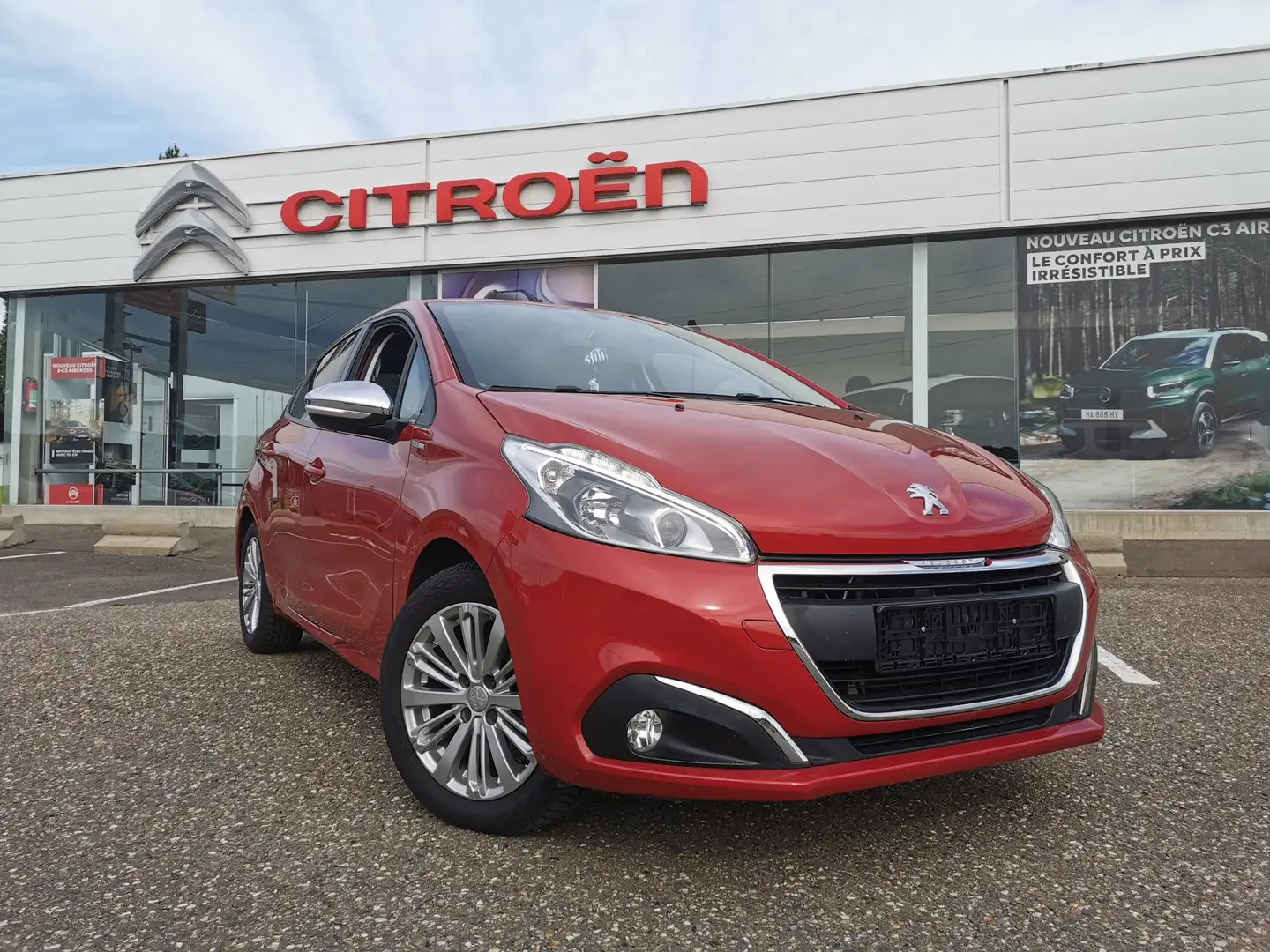 Peugeot 208 208 1.2i Style Rojo - 1