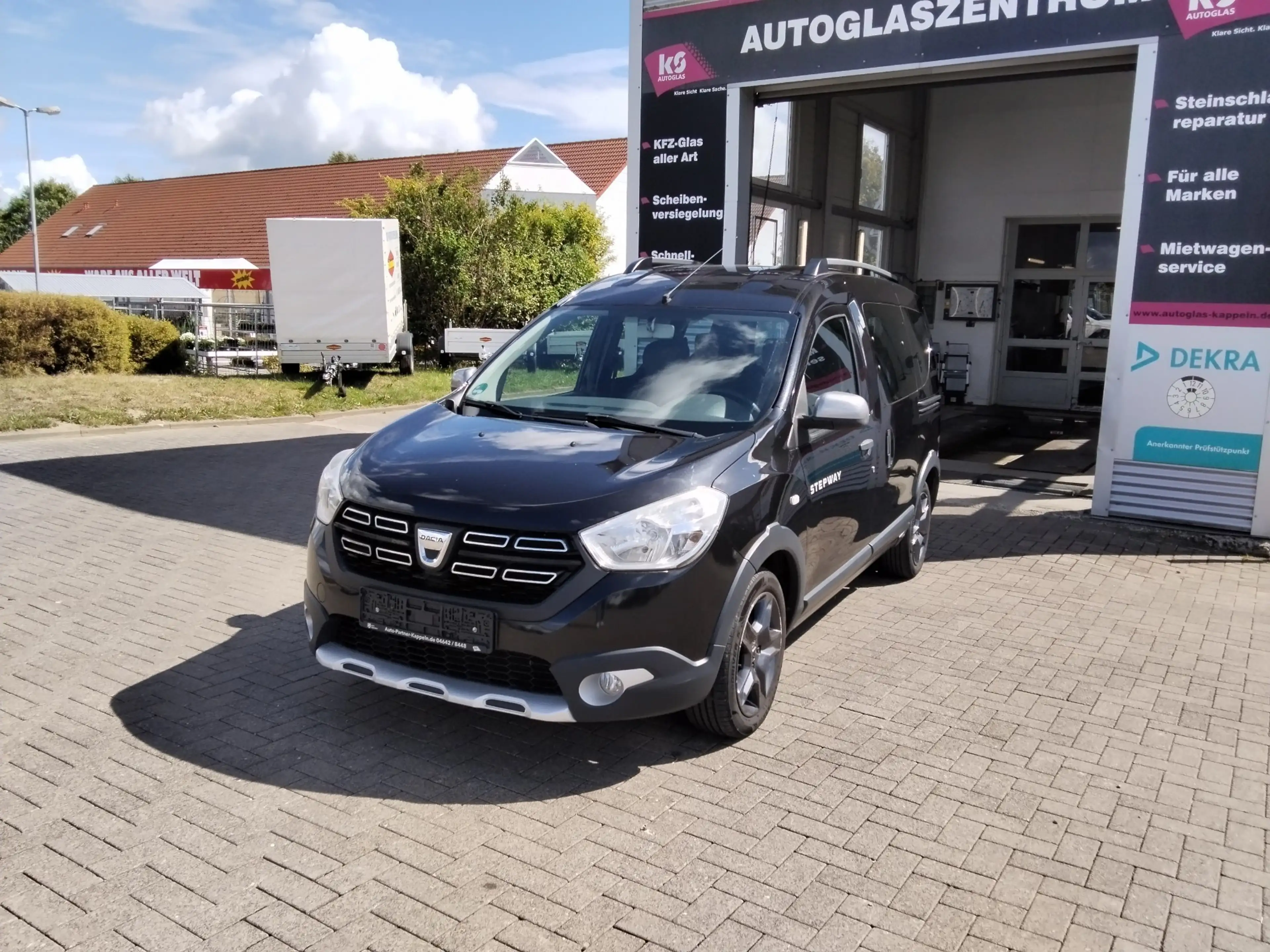 Dacia Dokker 1.2  115 Stepway Celebration/SHZG/AHK/NAVI/Tempom./RFK
