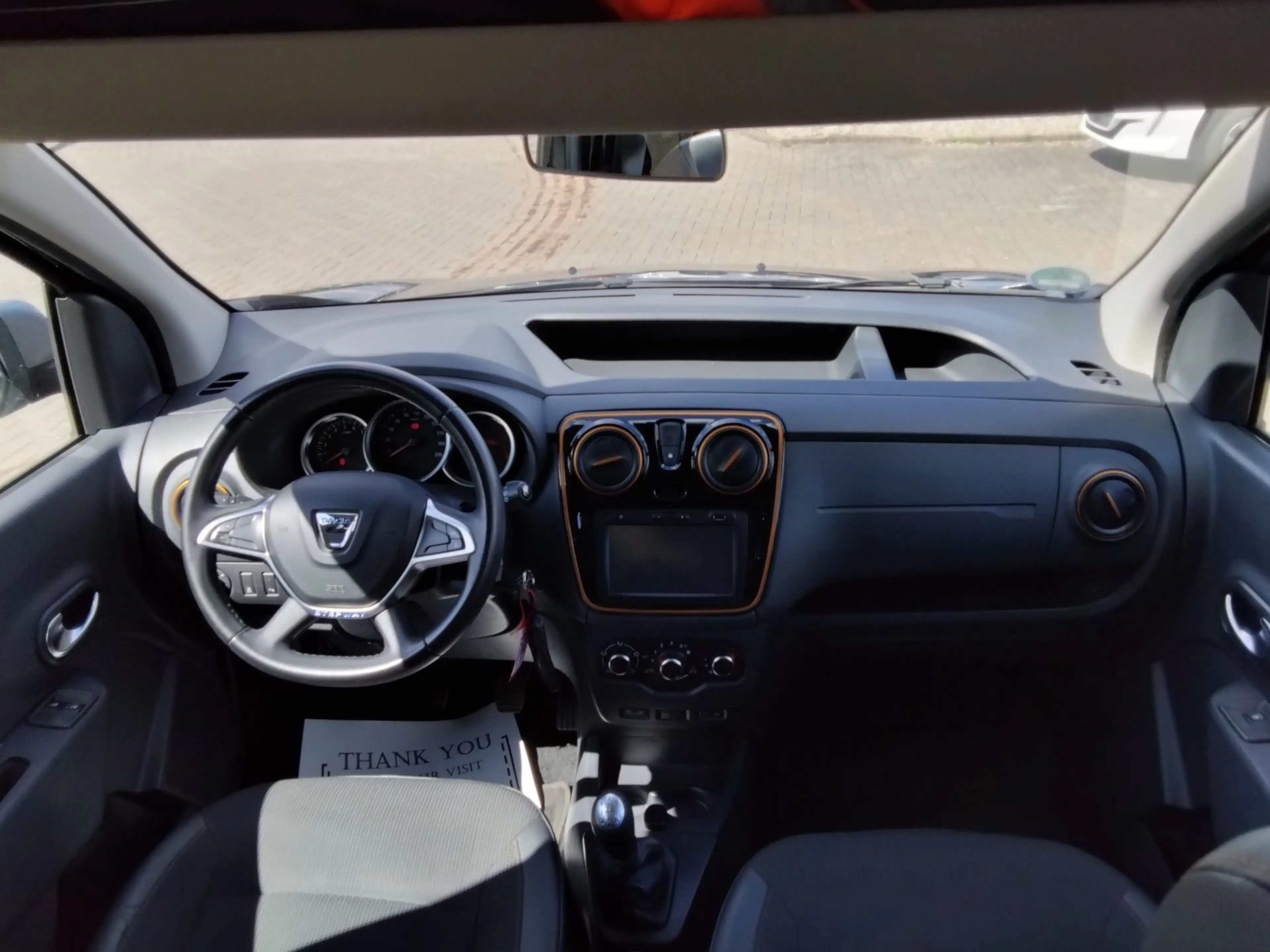 Dacia Dokker 1.2 115 Stepway Celebration/SHZG/AHK/NAVI/Tempom./RFK — photo 9