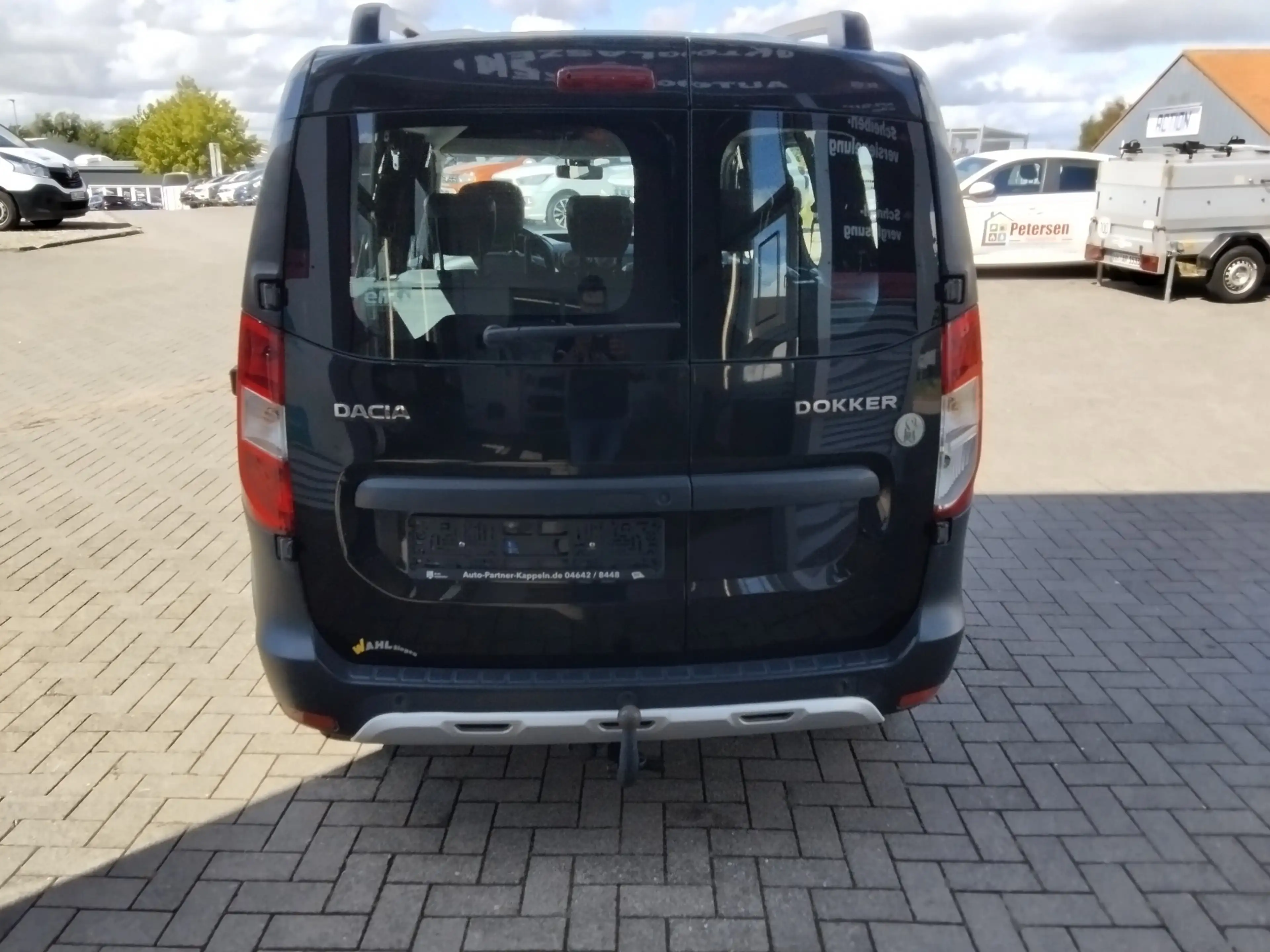 Dacia Dokker 1.2 115 Stepway Celebration/SHZG/AHK/NAVI/Tempom./RFK — photo 5