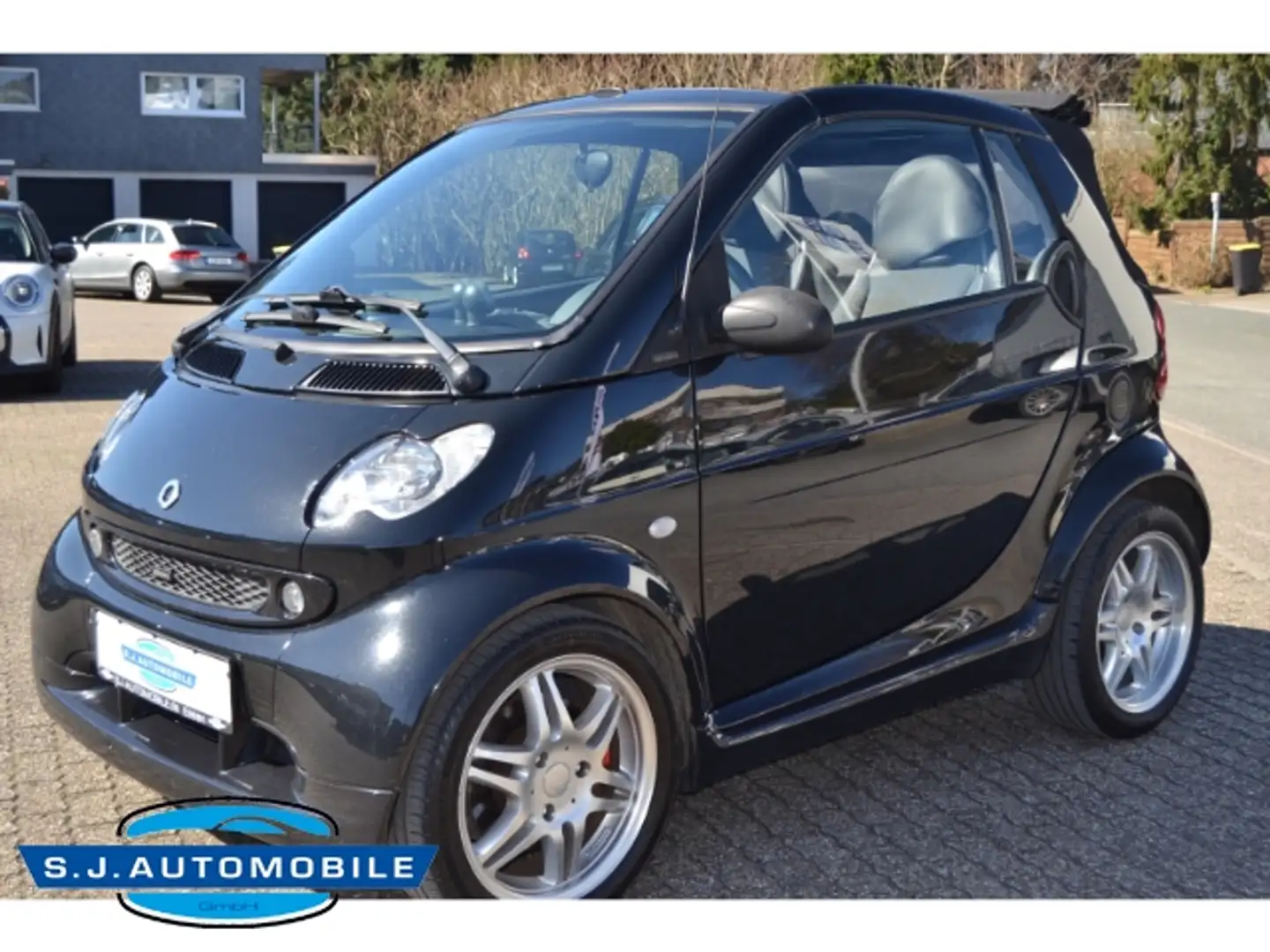 smart forTwo Brabus Cabrio TOP Negro - 1