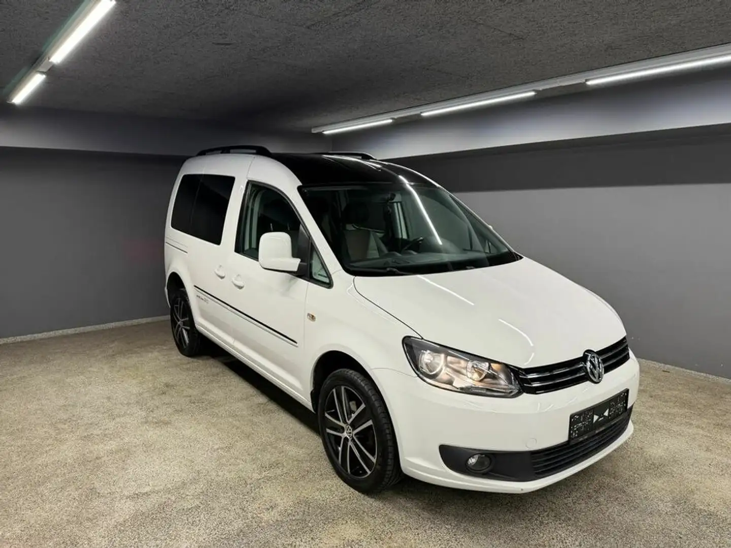 Volkswagen Caddy Edition30 4Motion Weiß - 2