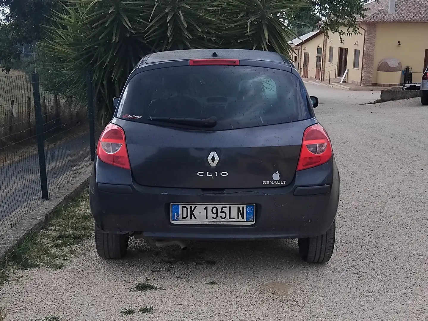 Renault Clio Clio III 2005 3p 1.2 16v Le Iene Nero - 1