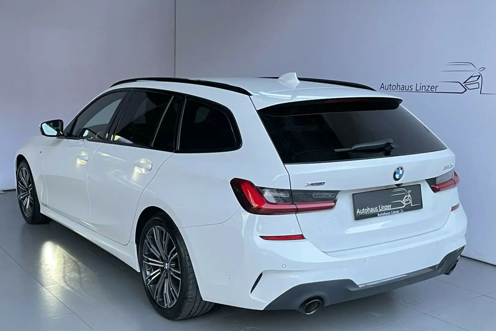 BMW 320 d xDrive M *LASER*ACC*AHK*KeyGo*H&K*Kamera*DAB* Blanc - 2