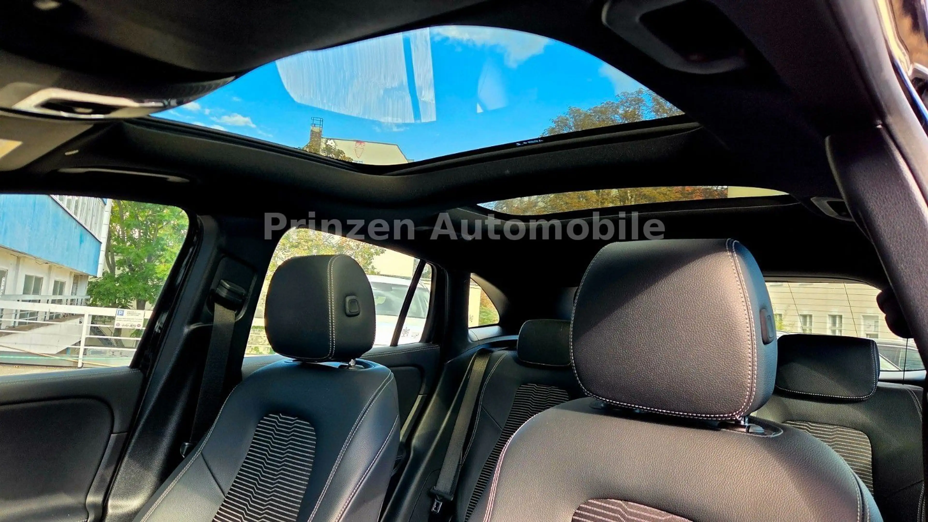 Mercedes-Benz GLA 250 e*Progress.*Pano*R.Cam*Ambiente*Spur*LED — photo 9