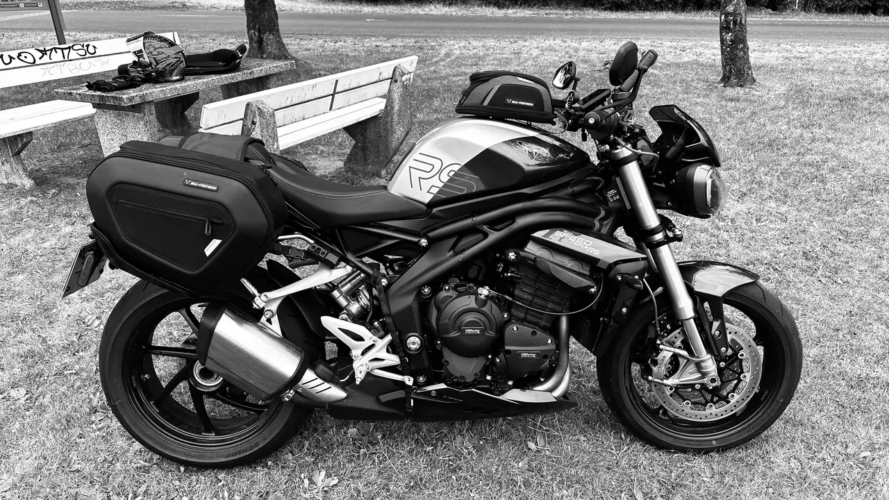 Triumph Speed Triple 1200