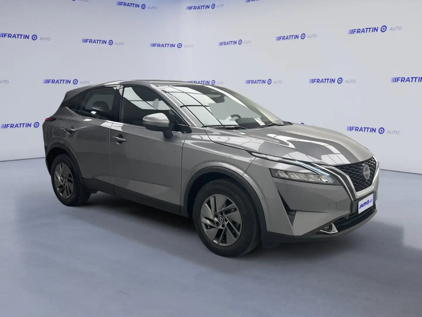 Nissan Qashqai MHEV 140 CV Business Grigio - 2