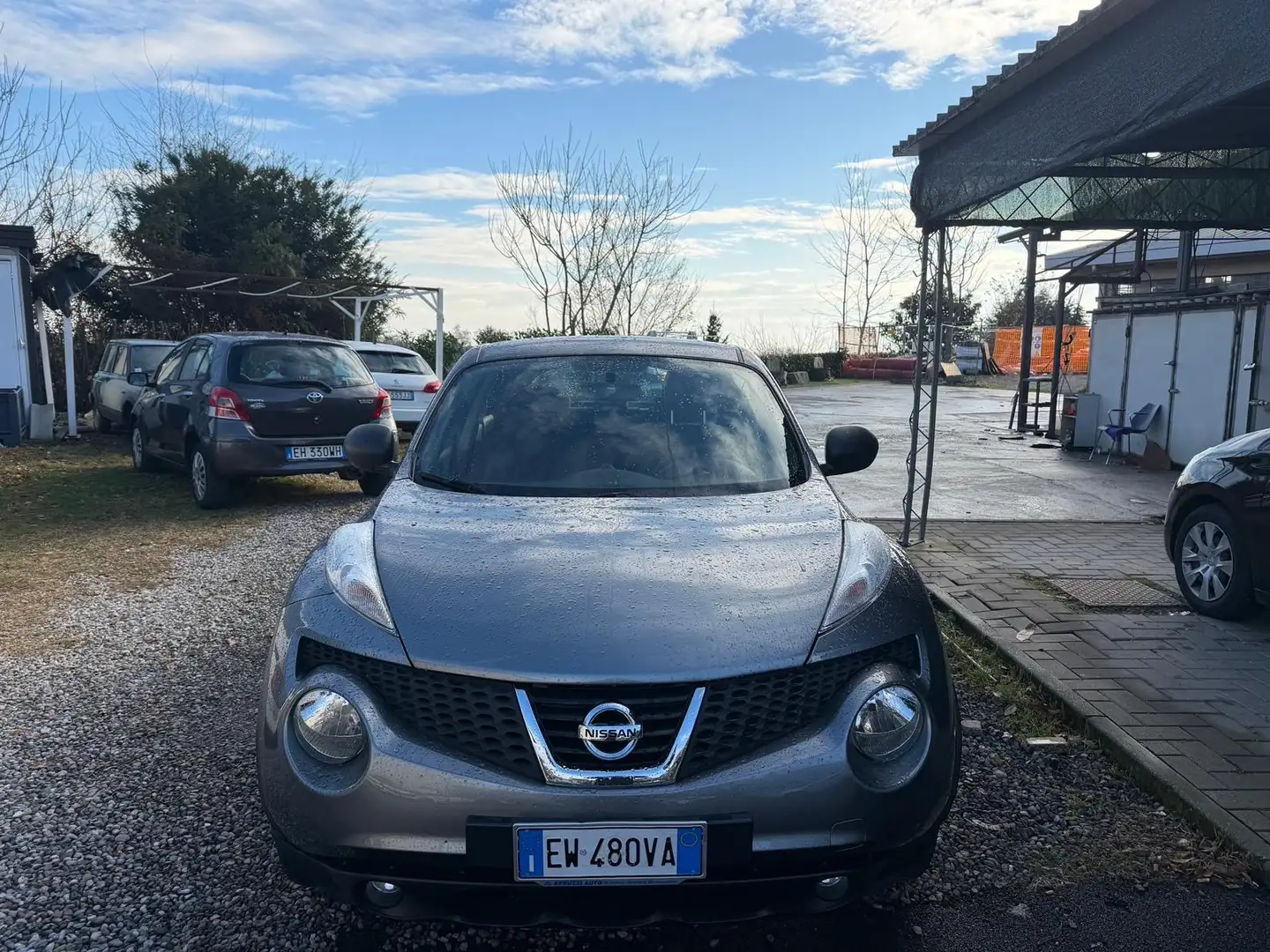 Nissan Juke 1.6 Acenta eco Gpl Grau - 2