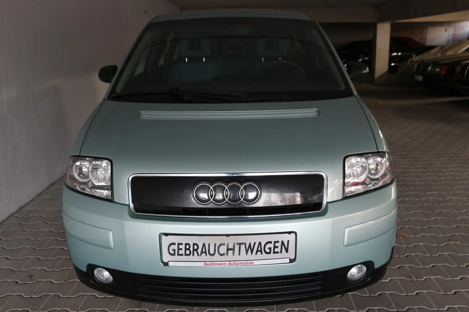 Audi A2 1.4, Klimaautomatik, 1. Hand, Scheckheft Grün - 2