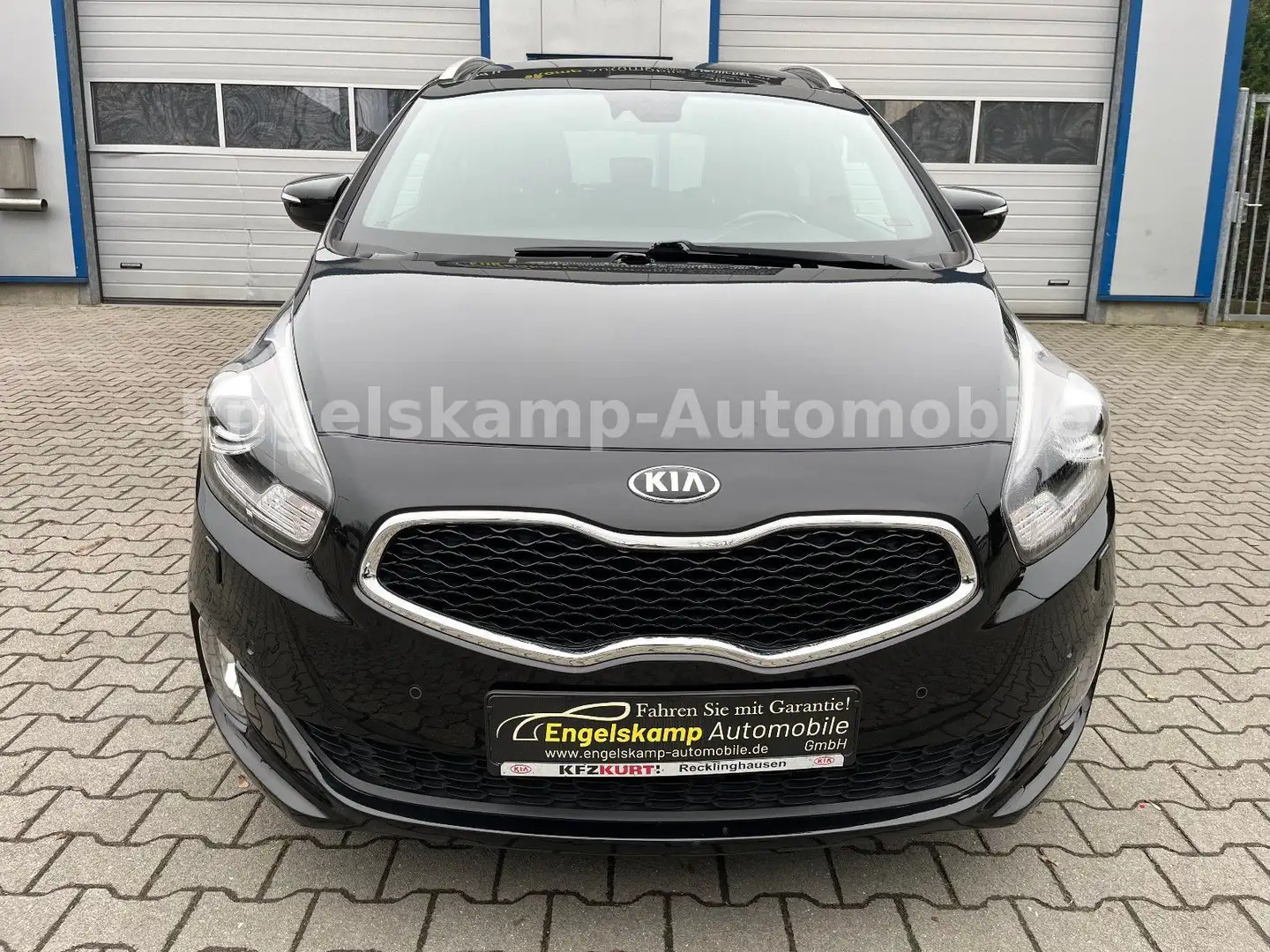Kia Carens 1.7 CRDI Spirit/LEDER/NAVI/PANO/SCHECKH. Fekete - 2