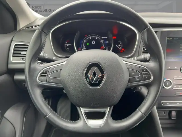 Renault Megane view 11
