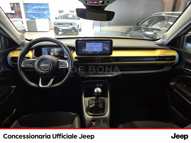 Jeep Avenger view 8