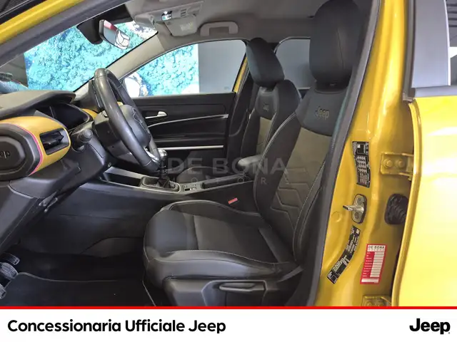 Jeep Avenger view 6