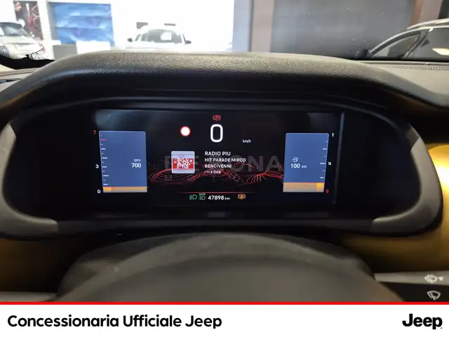 Jeep Avenger view 10