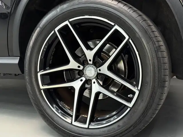 Mercedes-Benz Gle view 8