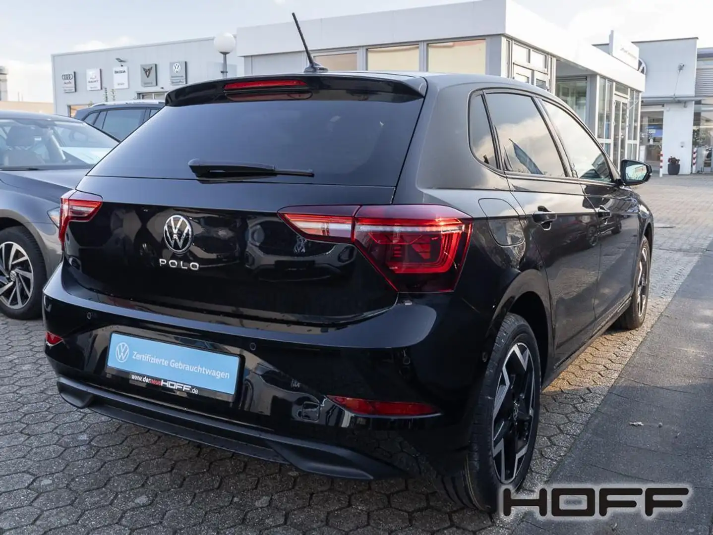 Volkswagen Polo 1.0 TSI Style IQ.DRIVE NAVI PANO KAMERA Schwarz - 2
