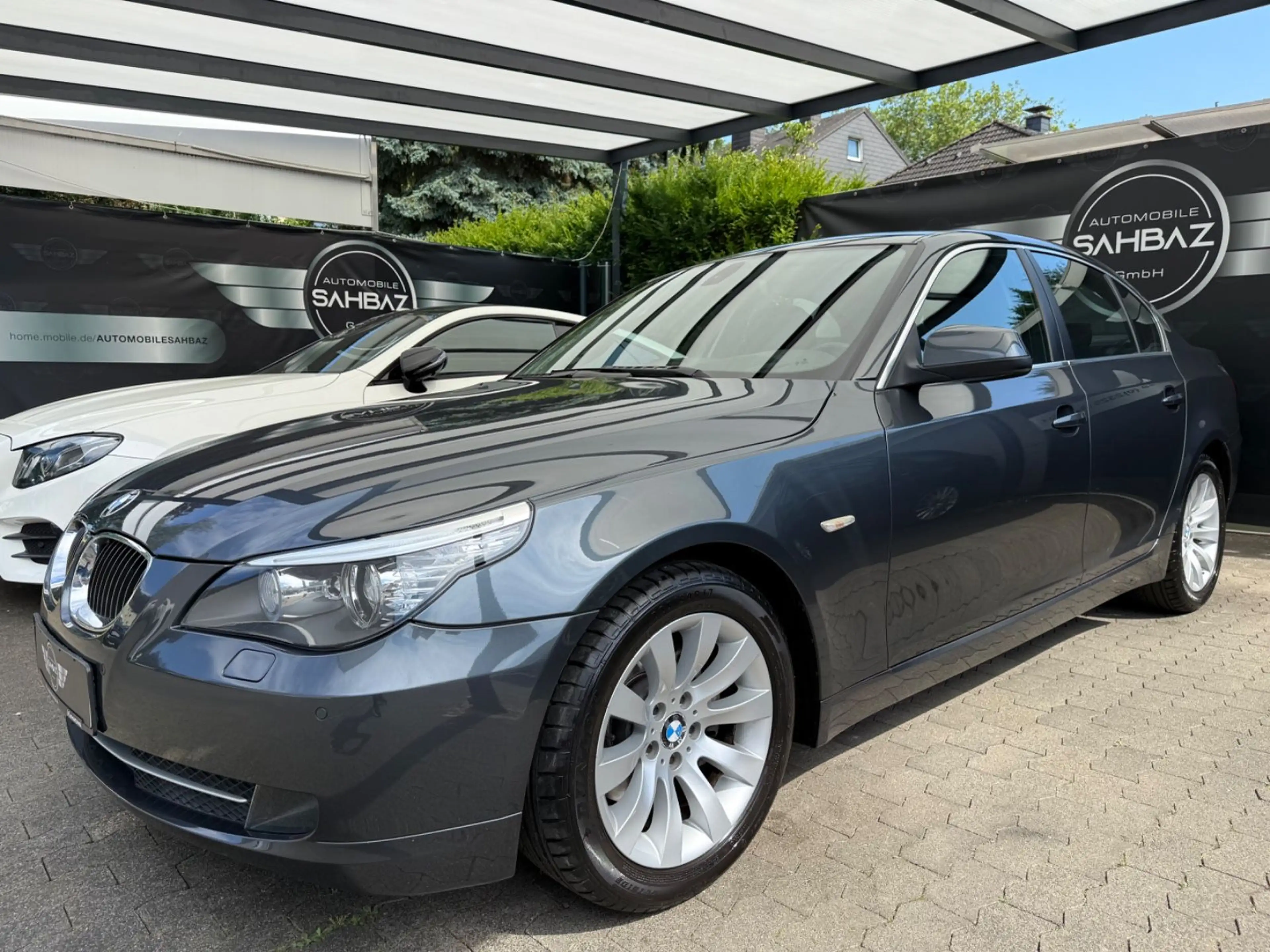 BMW 523 i Limousine*1.HAND*XENON*NAVI PROF.*SOFTCLOS — photo 4