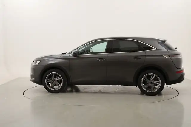 DS Automobiles DS 7 Crossback view 2