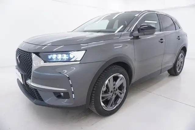 DS Automobiles DS 7 Crossback view 9