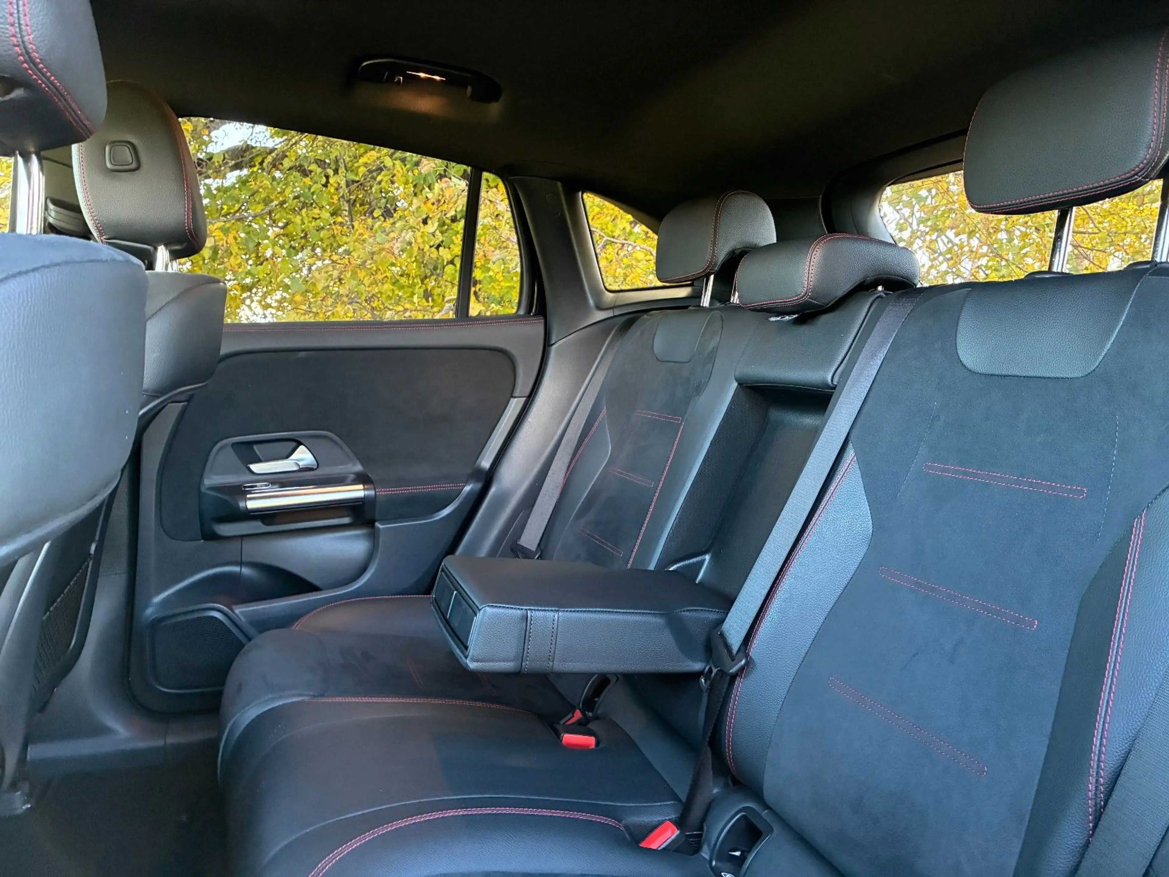 Mercedes-Benz EQA EQA 250 *Navi*RFK*AMG Line* — photo 29