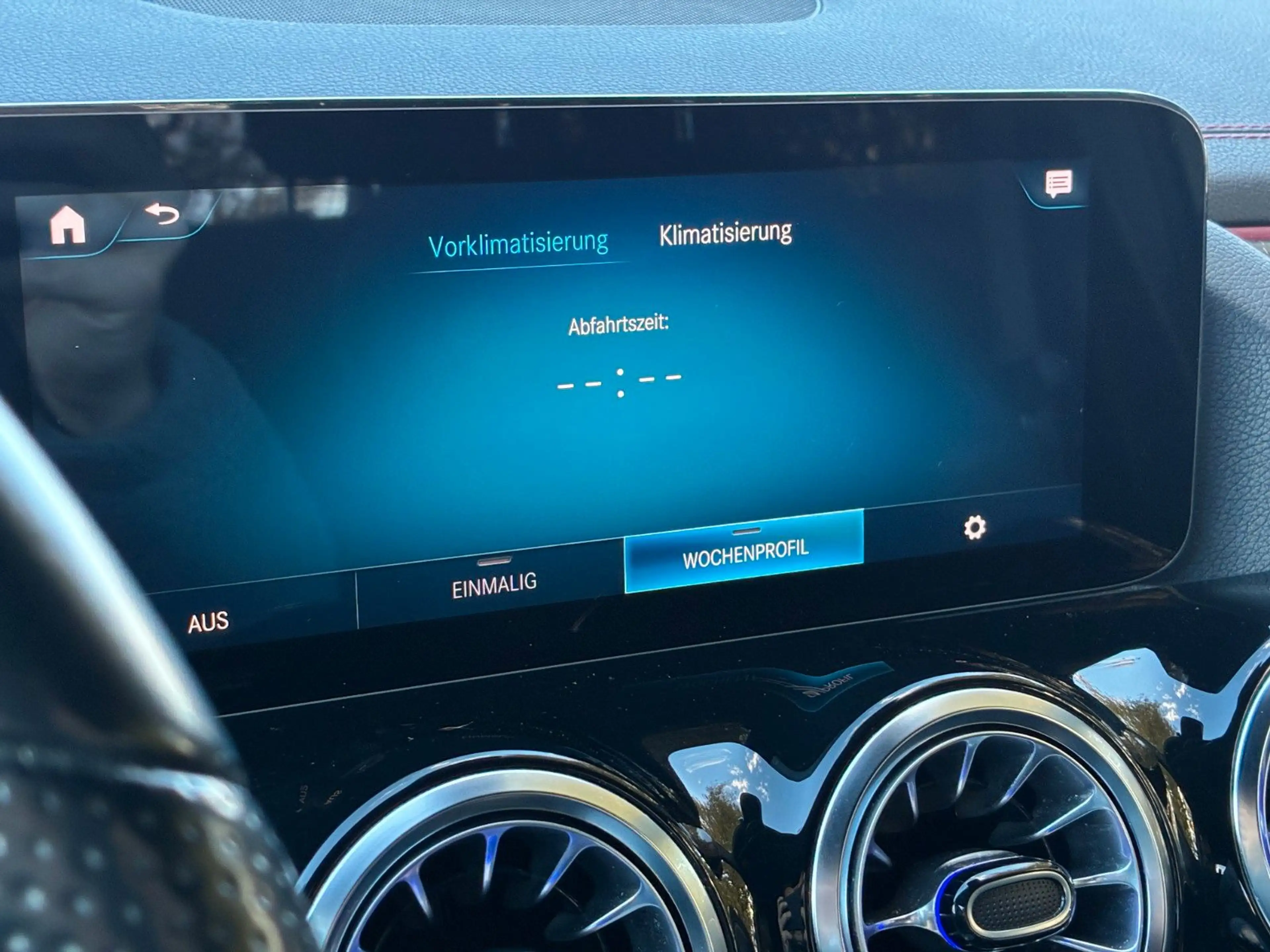 Mercedes-Benz EQA EQA 250 *Navi*RFK*AMG Line* — photo 25