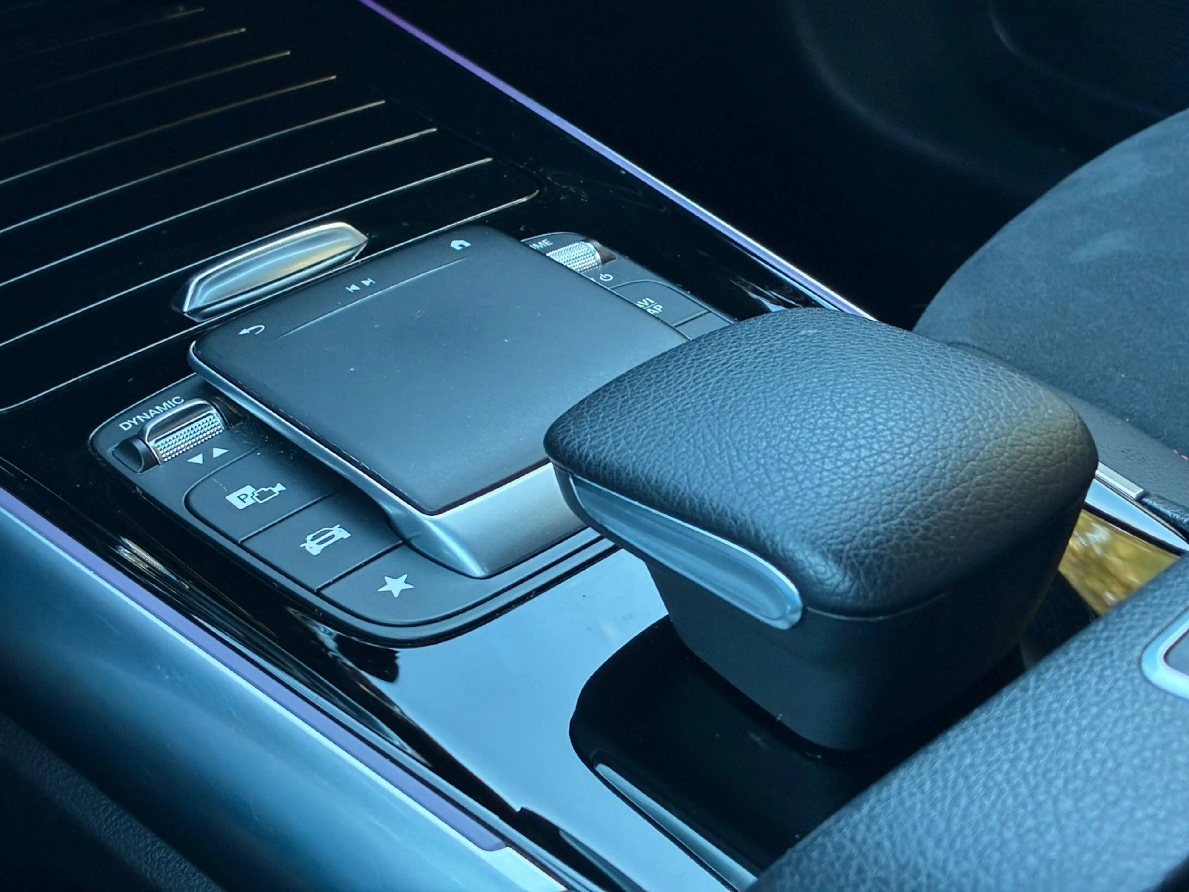 Mercedes-Benz EQA EQA 250 *Navi*RFK*AMG Line* — photo 20