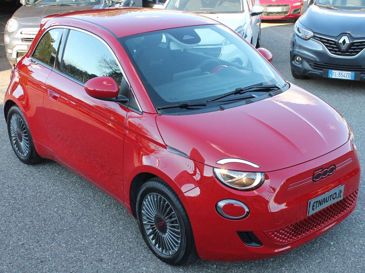 Fiat 500e 42 kWh Icon +RED