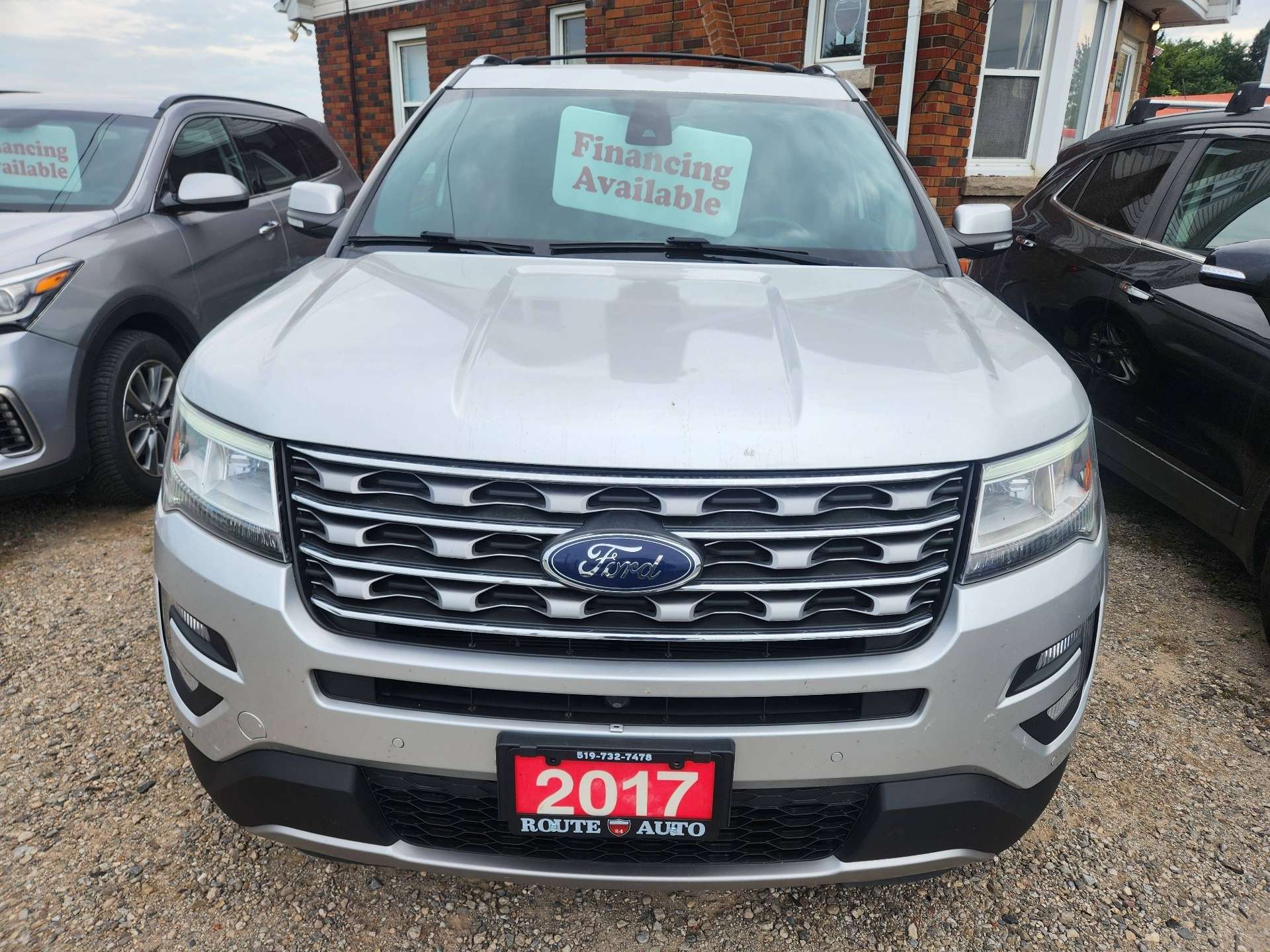 2017 Ford Explorer 4WD Limited|NEW TIRES|Massage Seats|No Accidents|P — снимка 2