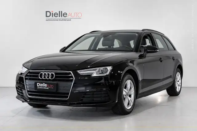 Audi A4 A4 Avant 35 2.0 tdi Business 150cv *s-tronic*