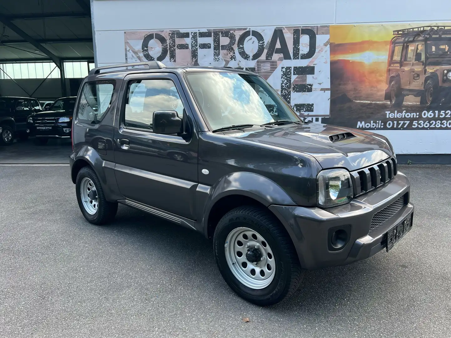 Suzuki Jimny Style Ranger 1 Hd-Klima-Sitzheizung-AHK-Euro 5 ! Gris - 2