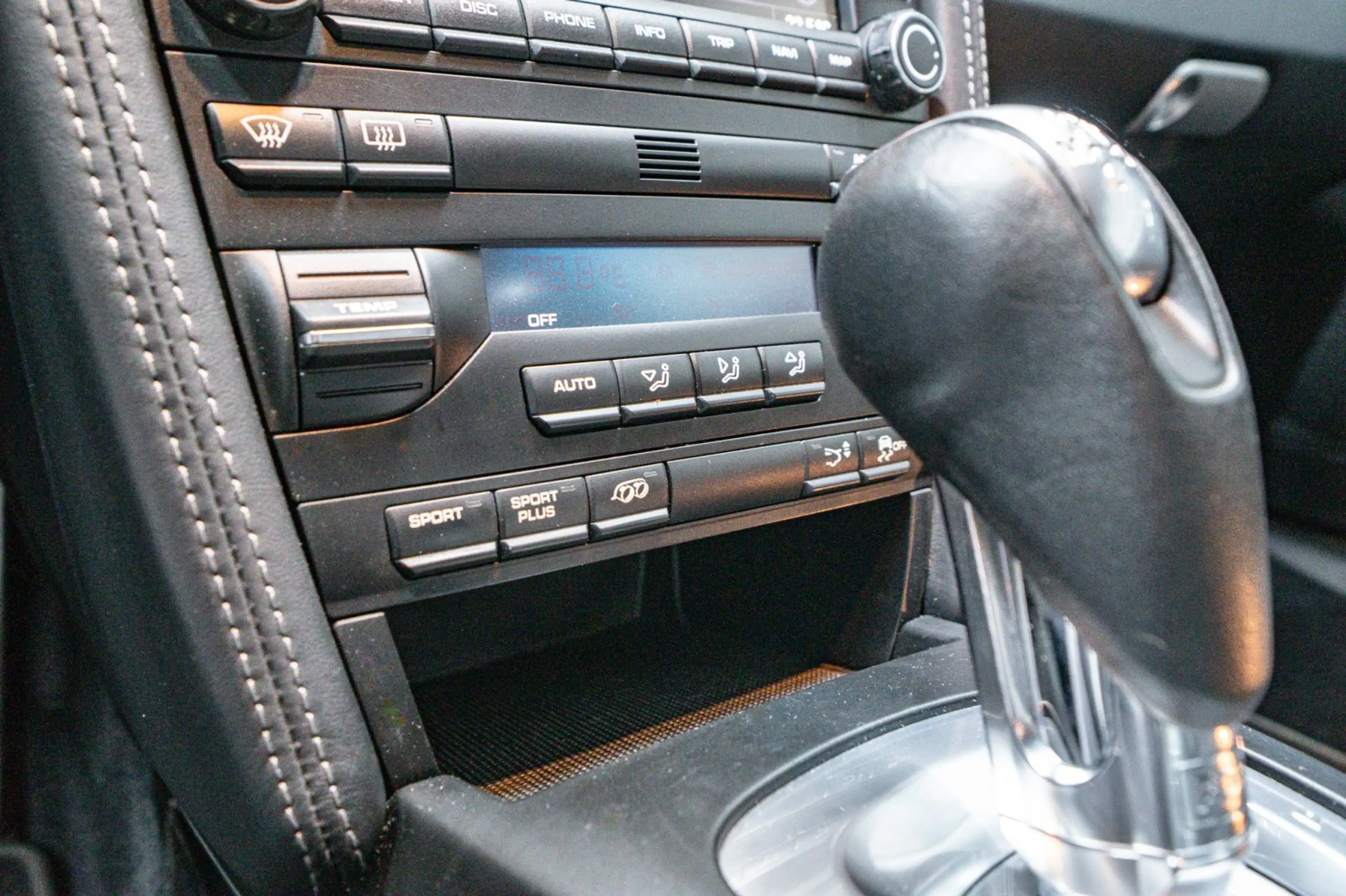 Porsche 997 .2 Carrera  Black Edition ChronoPlus SportAbgas — photo 12
