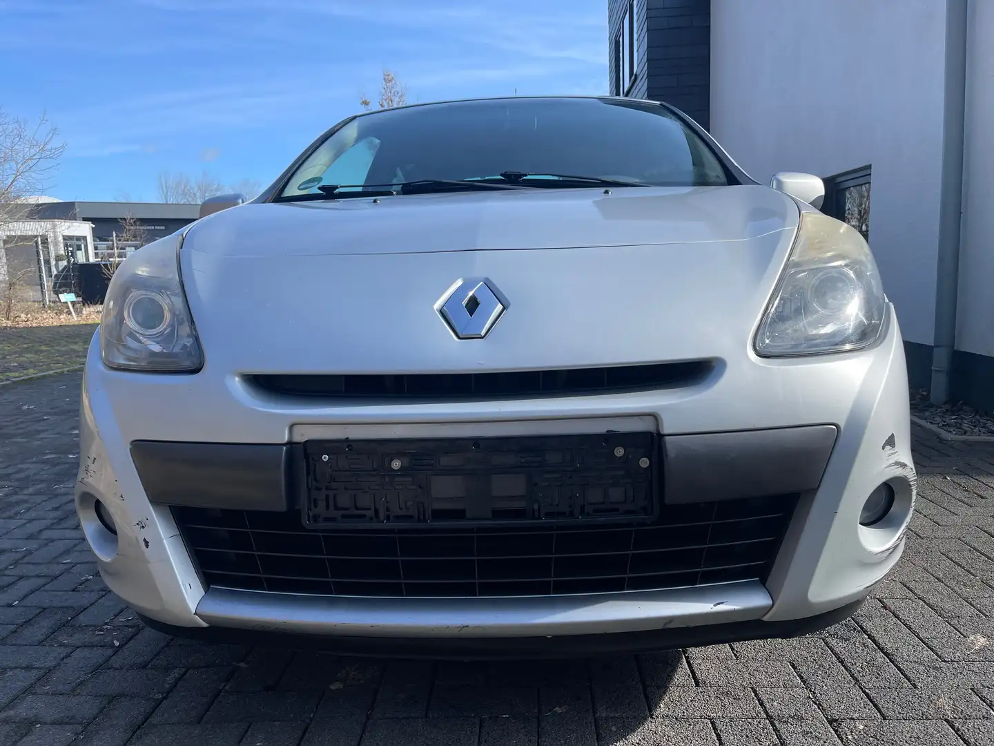 Renault Clio Dynamique, Klimaanlage ,PDC hinten,TÜV Mai/2025 Grau - 1